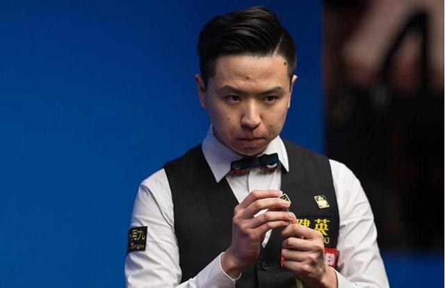 间内敲定的 间内敲定的