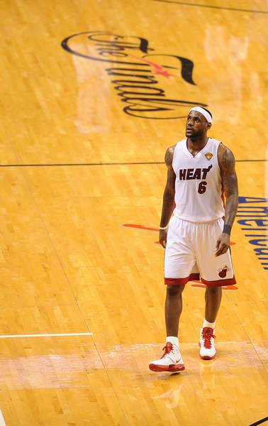 此次未入选巴西队身价前10：拉菲尼亚、萨维尼奥、马丁内利在列（本期巴西队落选者身价前十：拉菲尼亚、萨维尼奥、马丁内利在列）