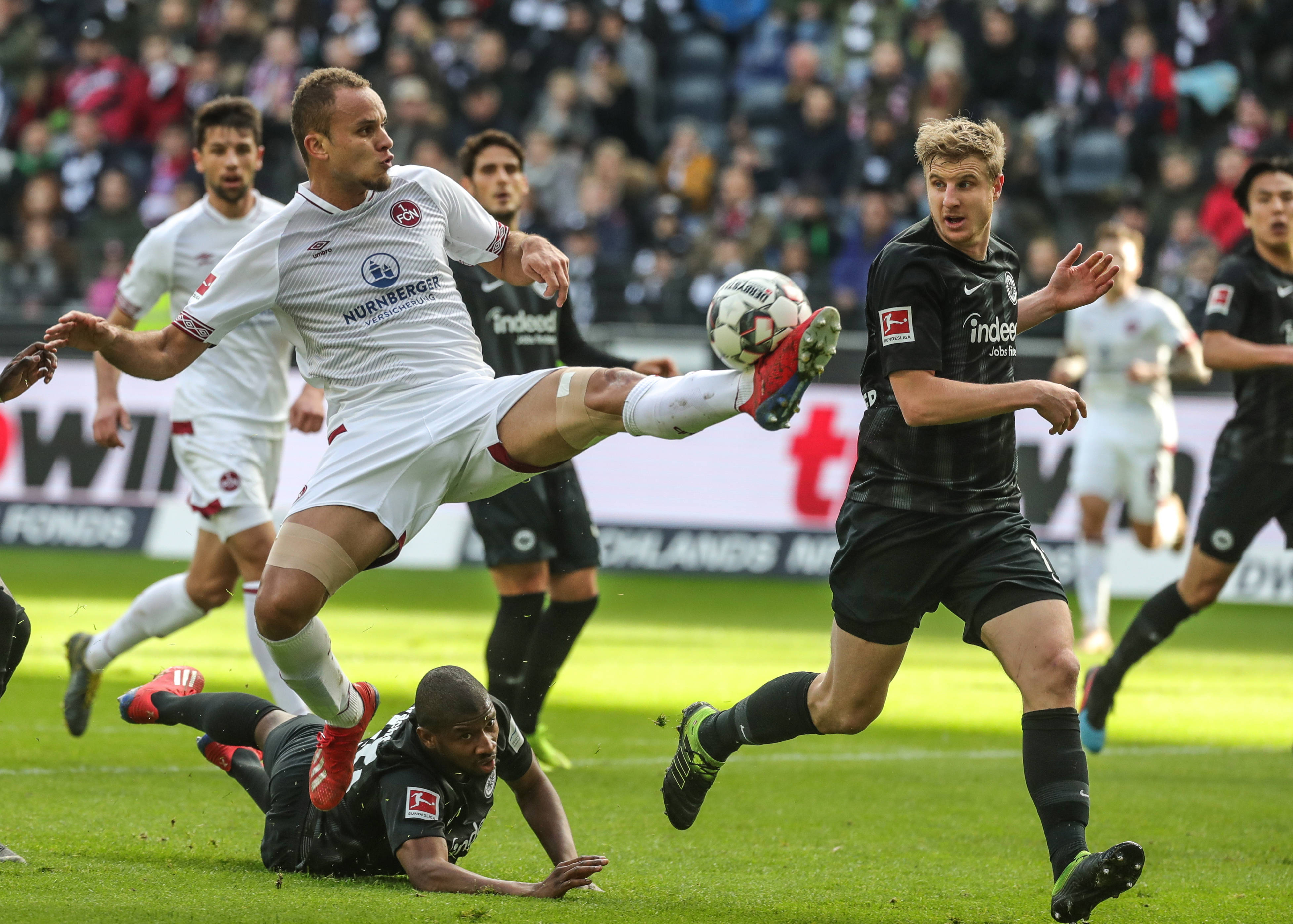 山西106-93广东 球员评价：4人满分，4人及格，1人低迷（山西106-93击败广东，球员打分：4人满分、4人及格、1人低迷）