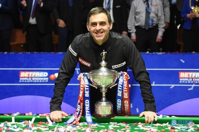 更让更衣室 更让更衣室